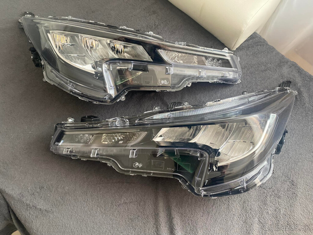 toyota corolla svetlo led e21 2018+ cena za kus