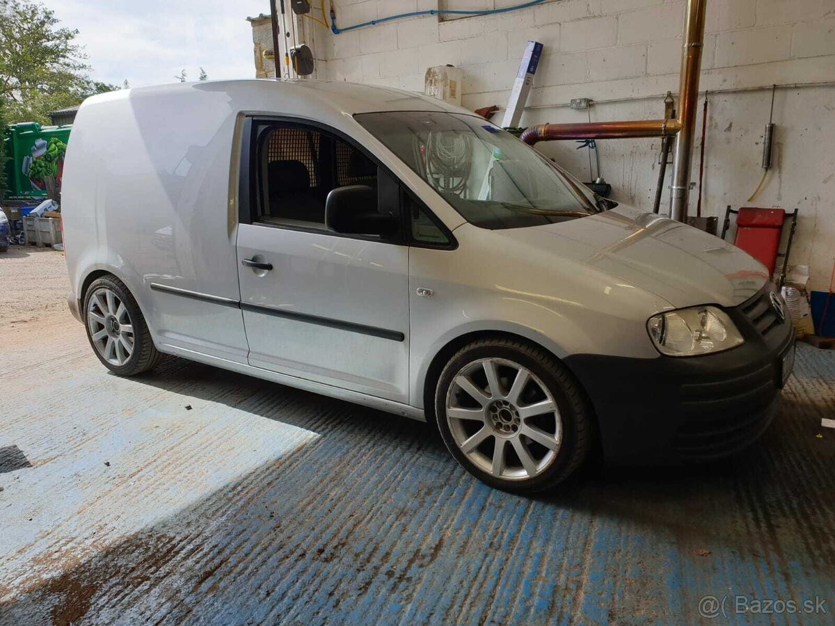 Kupim vw caddy 1.9tdi
