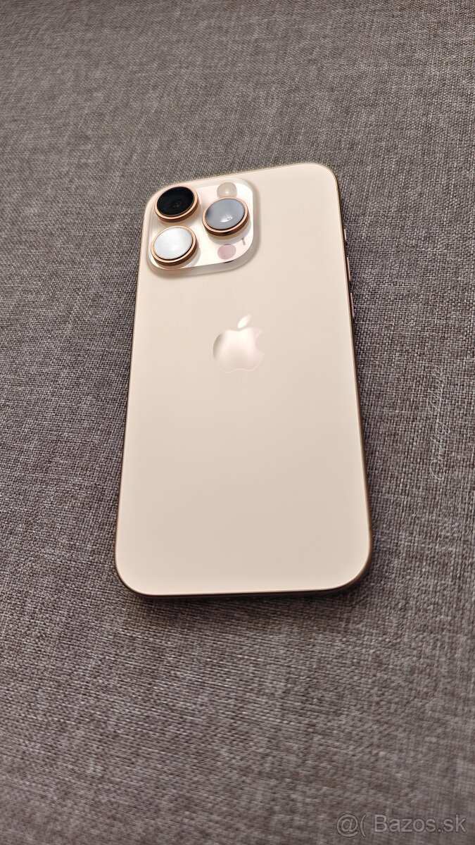 Iphone 16 Pro dezert Titanium