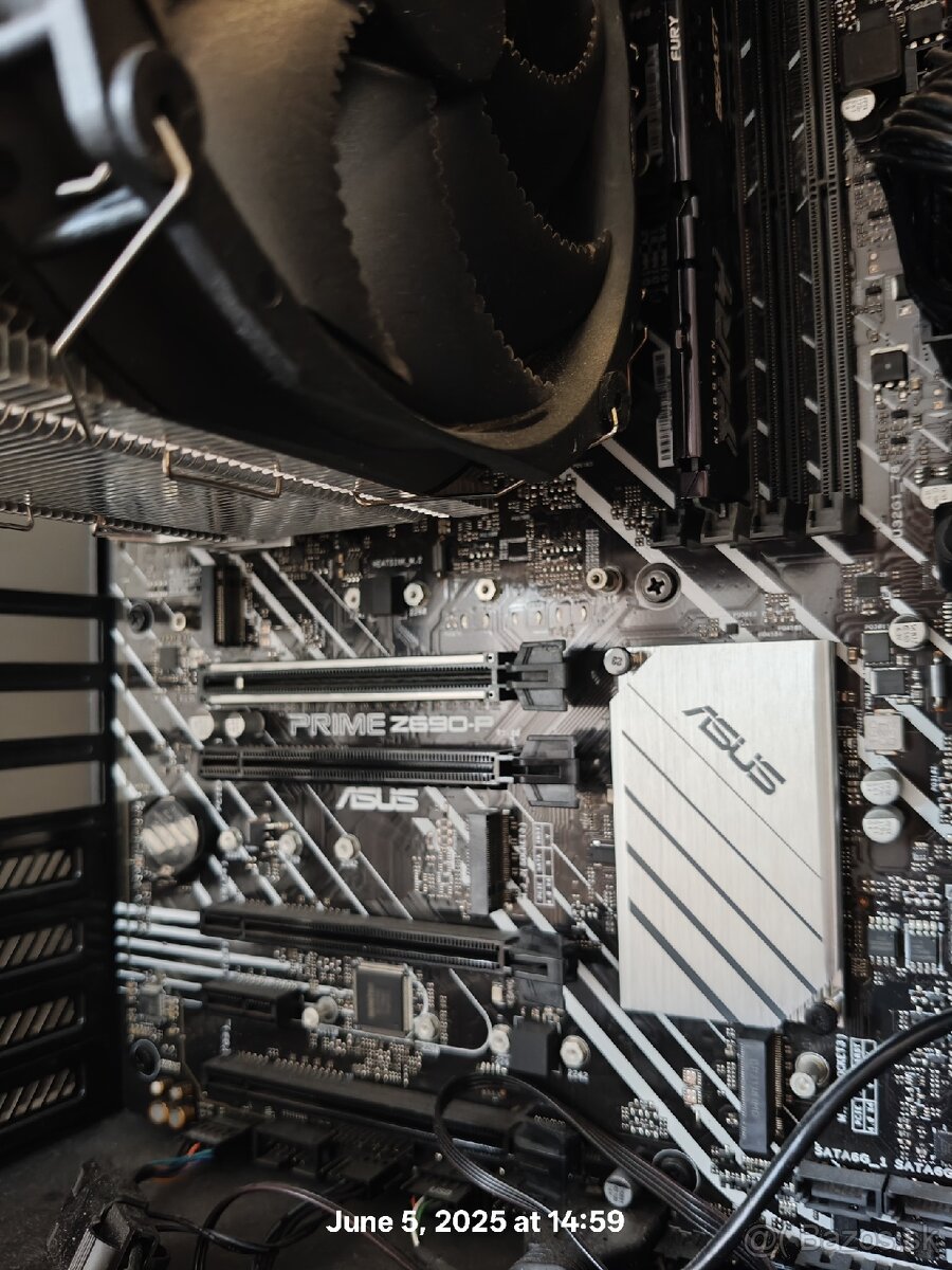 Intel core i5 12600k + GRÁTIS KOMPLET PC DDR5