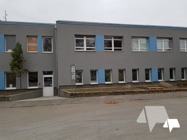 Prenájom - samostatné kancelárie od 17,5m2, Nitra - Horné K