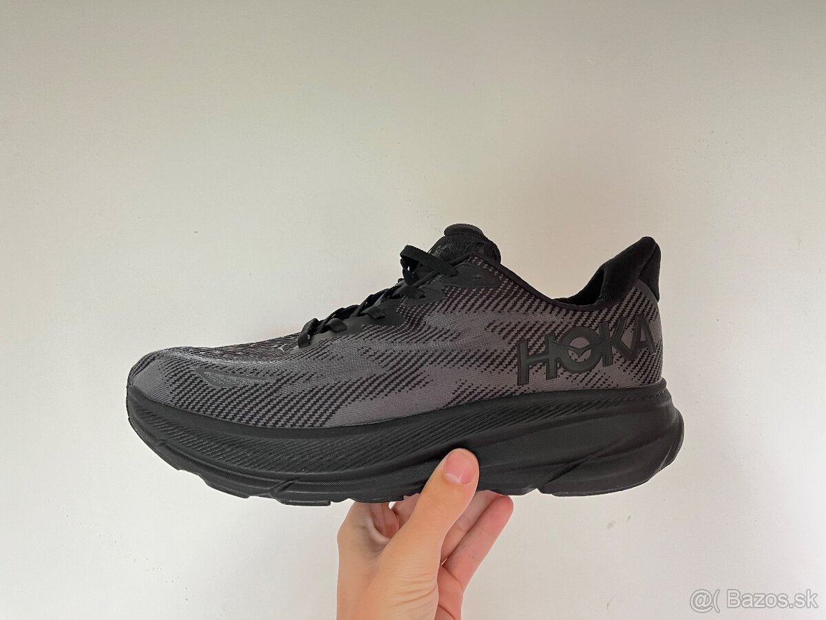 HOKA Clifton 9 velkost 44