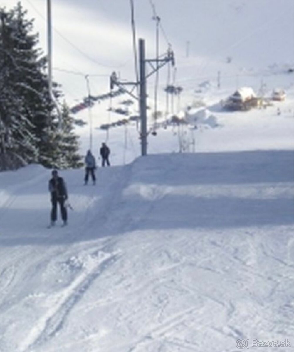 Tatrapoma lyžiarsky vlek H 130 a F10 a snežný ratrak