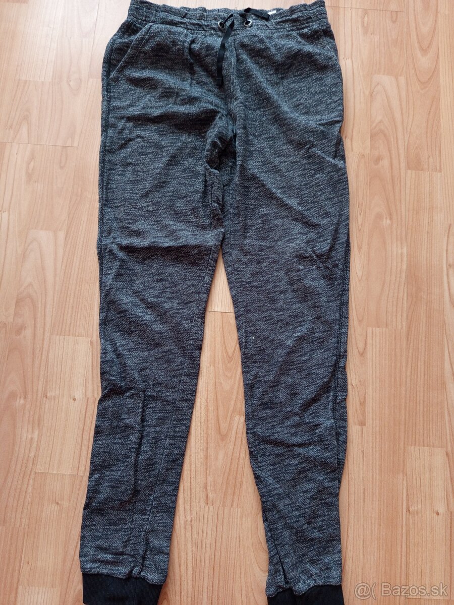 Dievčenské tepláky veľkosť 176