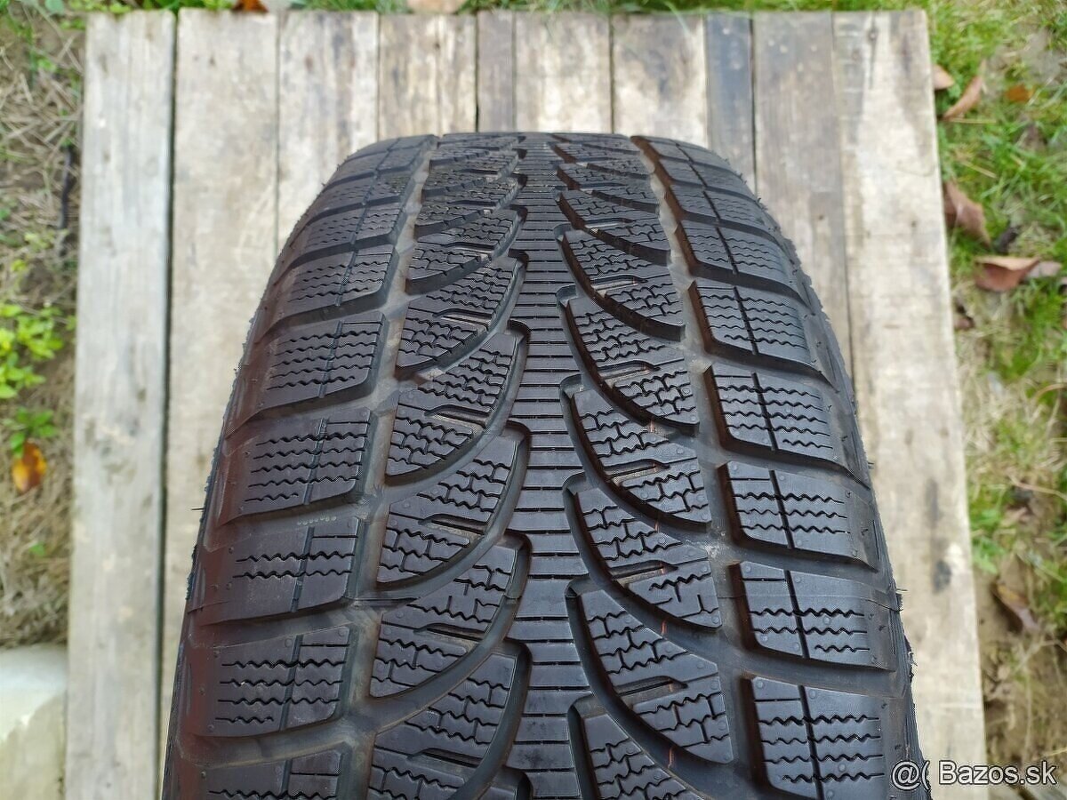 Zimné pneu Bridgestone Blizzak 235/60 R18
