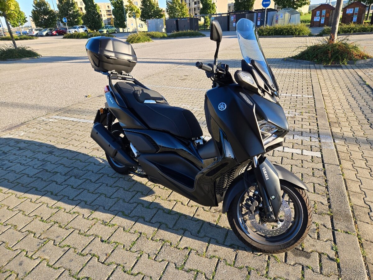 Yamaha XMax 300 TECH MAX 2025