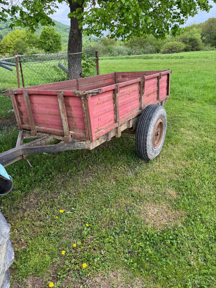 Vlečka za traktor 2ks