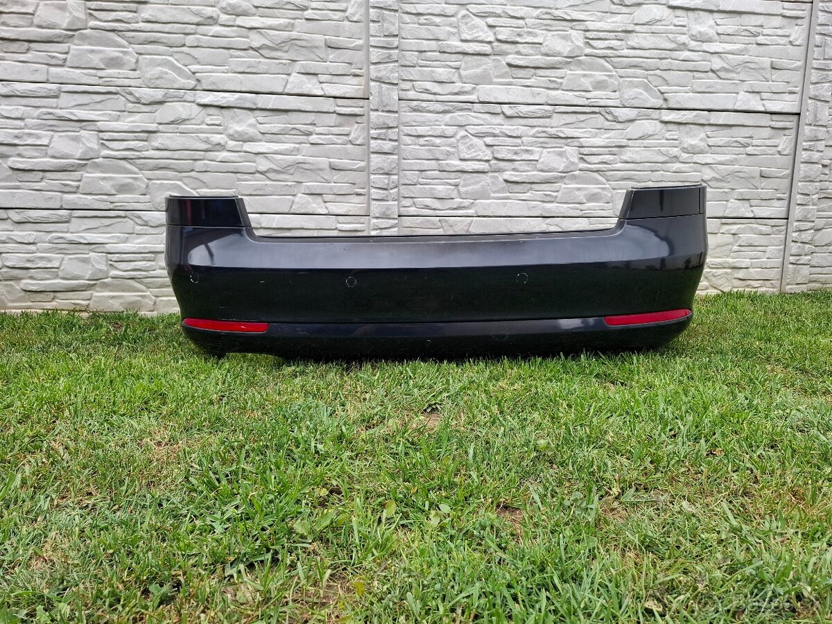 ŠKODA OCTAVIA 2 FL ZADNÝ NÁRAZNÍK