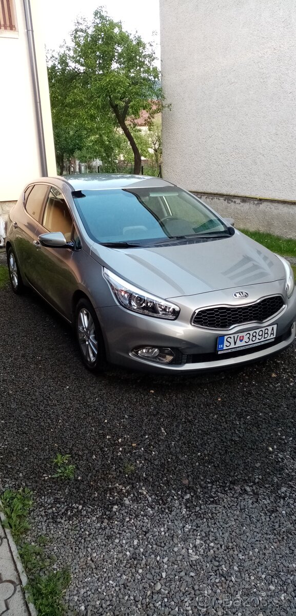 KIA ceed 1,6 GDi FIFA EDITION