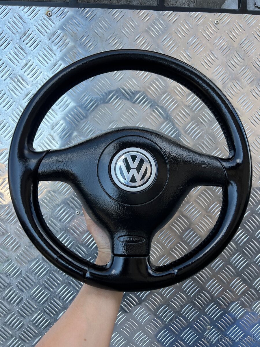 trojramenny volant vw golf 4