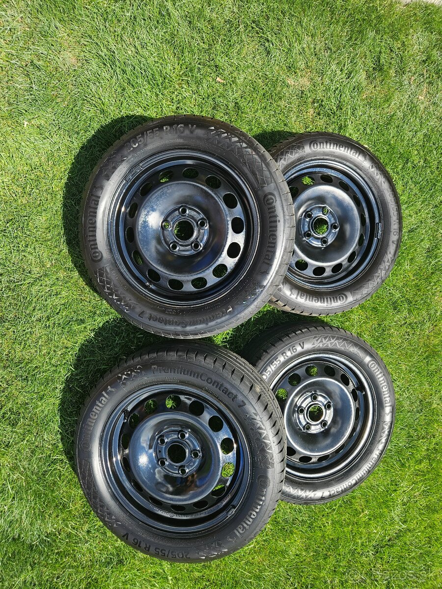 205/55 R16 Continental + plechove disky