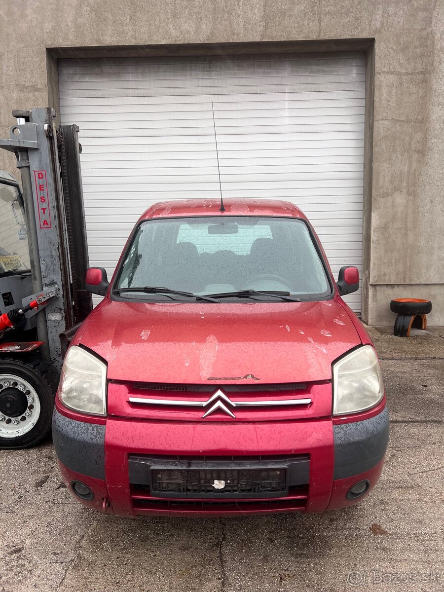 Predám náhradné diely na Citroën Berlingo 1,6hdi-55kw