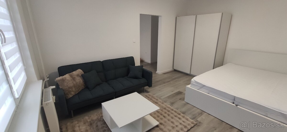 REZERVOVANÉ: 1 izbový byt komplet zariadený Žilina Vlčince