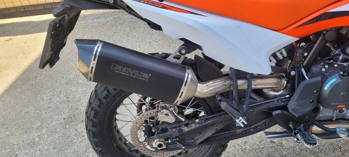 KTM 890 ADVENTURE Orange