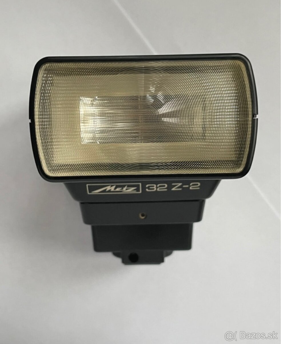 Blesk Metz 32 Z-2