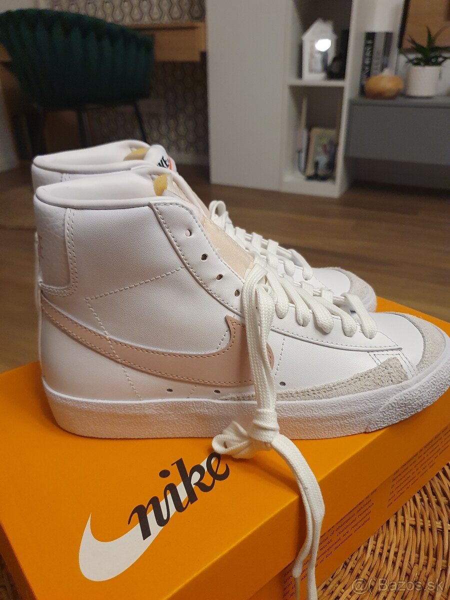 Nenosené tenisky nike blazer v. 37