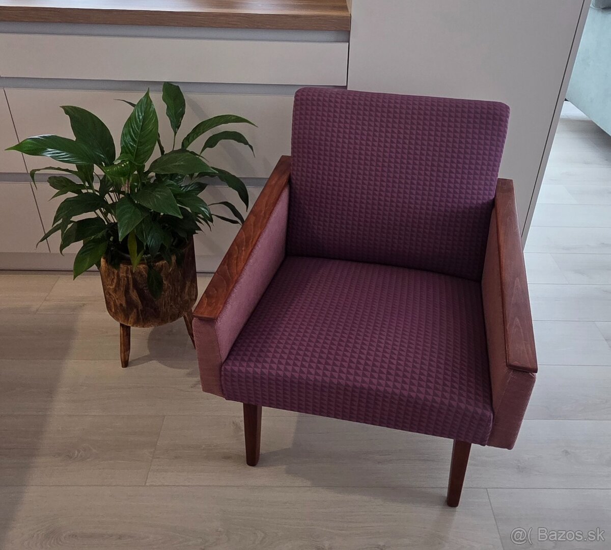 Predám retro kreslo