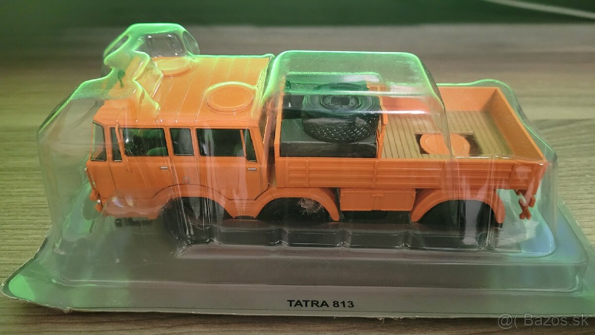 Tatra 813