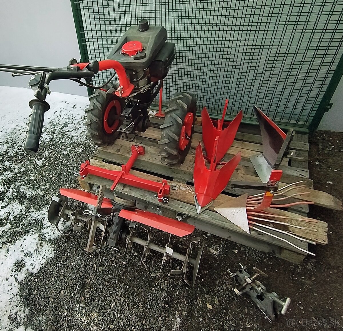 Predám malotraktor VARI