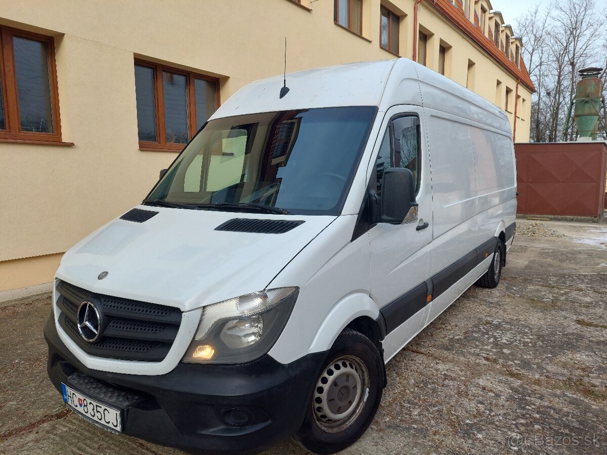 Mercedes Benz Sprinter