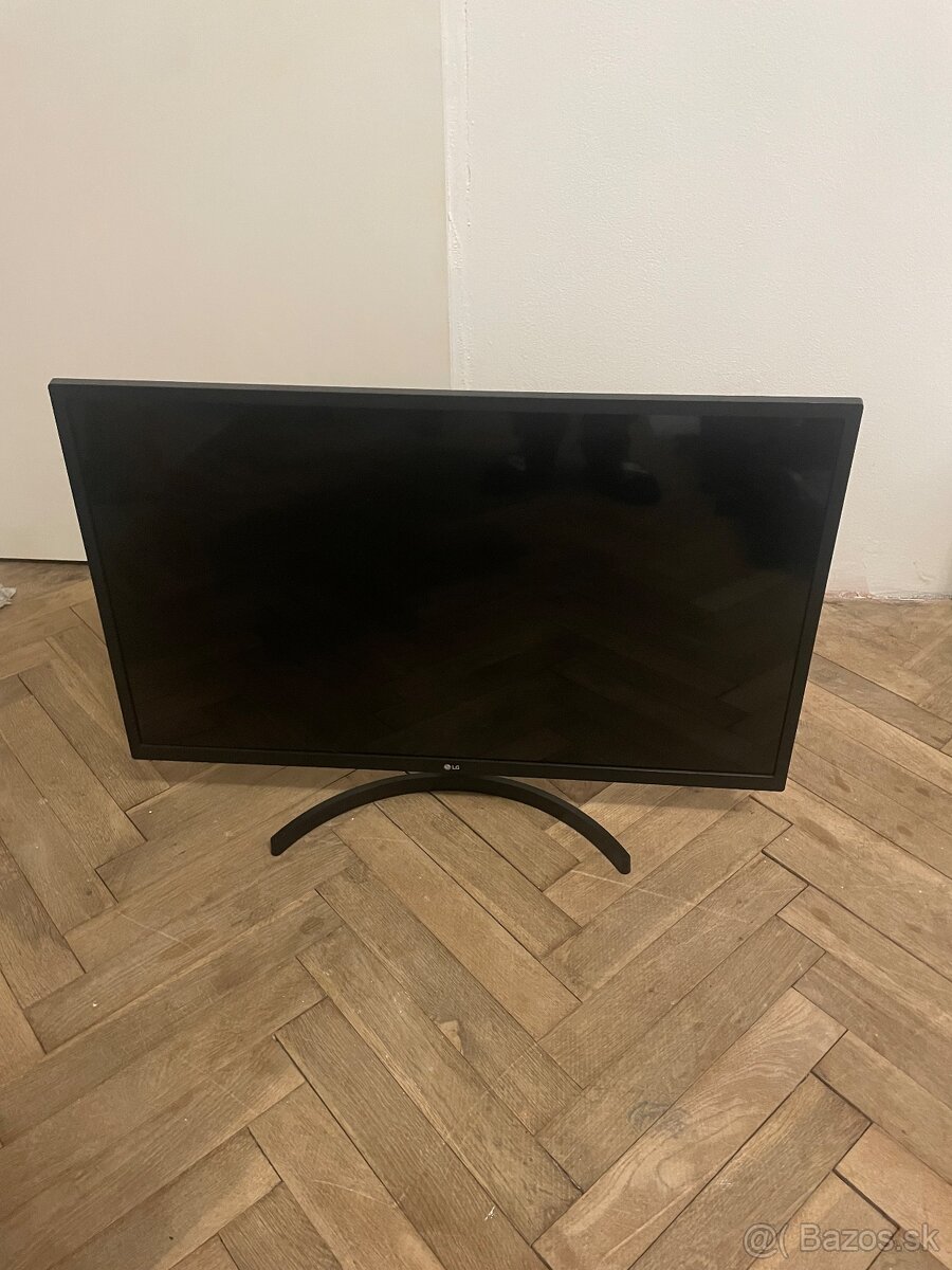 Monitor LG 75HZ 32 palcový