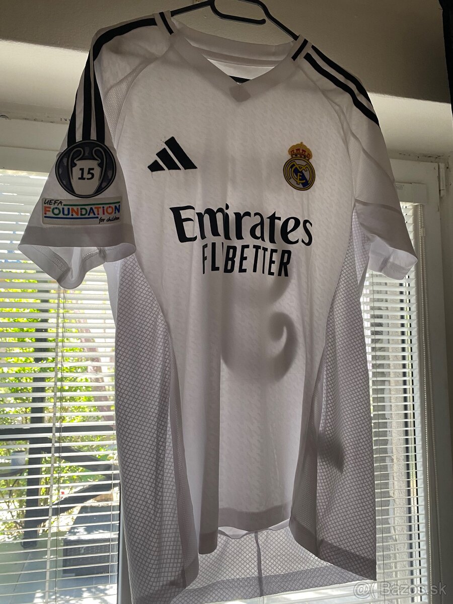 Dres Mbappe