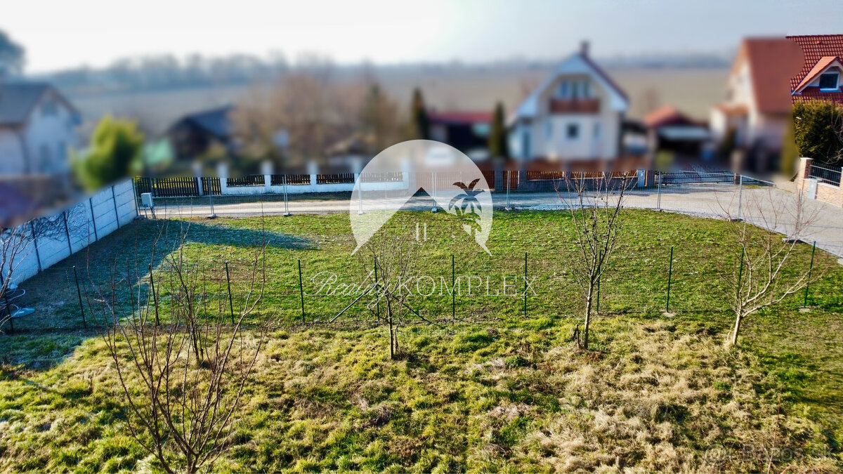Reality KOMPLEX s.r.o. Vám ponuka NA PREDAJ jedinečný pozemo