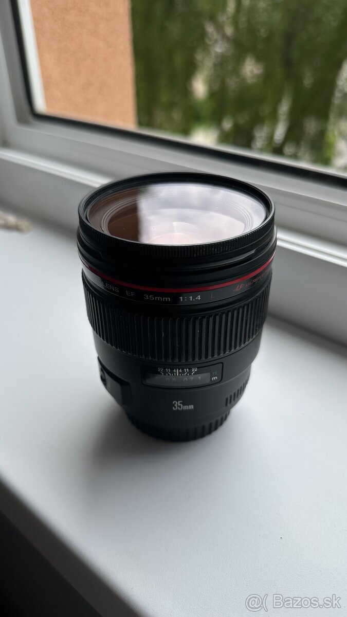 Canon 35mm F/1.4L