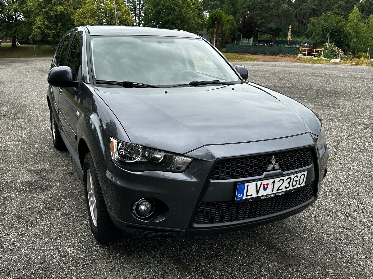 Mitsubishi outlander