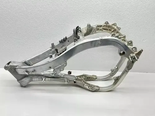 Predám ramy z roznych yamach yz250f yz450f