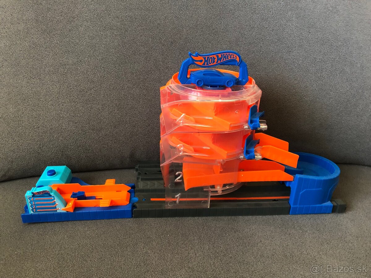 Hot Wheels City Deluxe Set GBF95