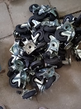 Predám kolesá na lešenie aj regalove
