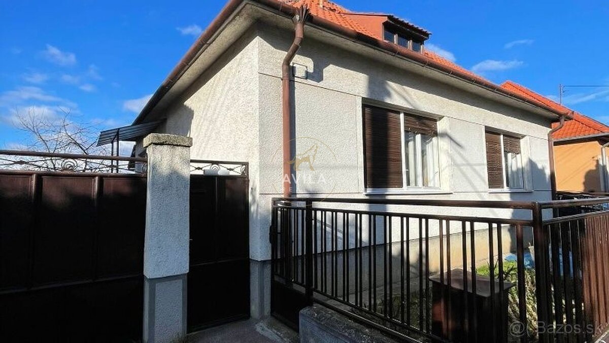 REZERVOVANÉ: 3izbový rodinný dom na pozemku 840m2 - Križovan