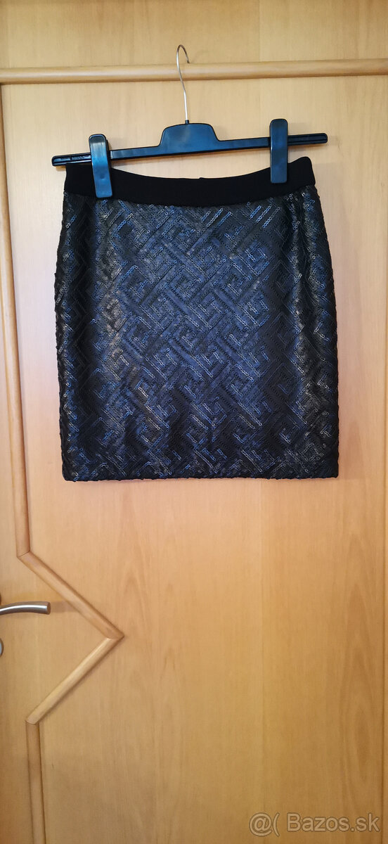 Slávnostná elegantná sukňa v. 36