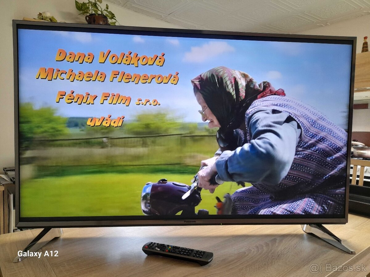 Predám 4K Ultra HD LED SMART PANASONIC TX-49EX613E