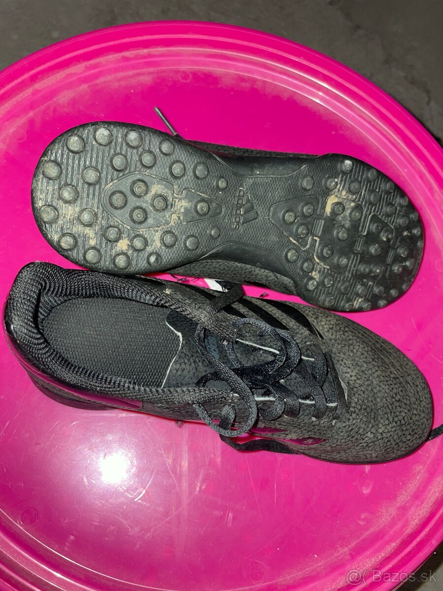 Detske kopačky adidas 34