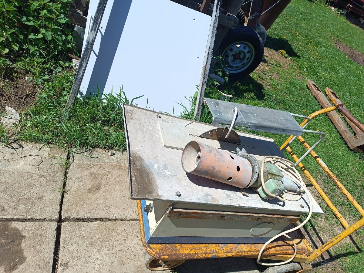 Rezačka na dlažbu,tehly