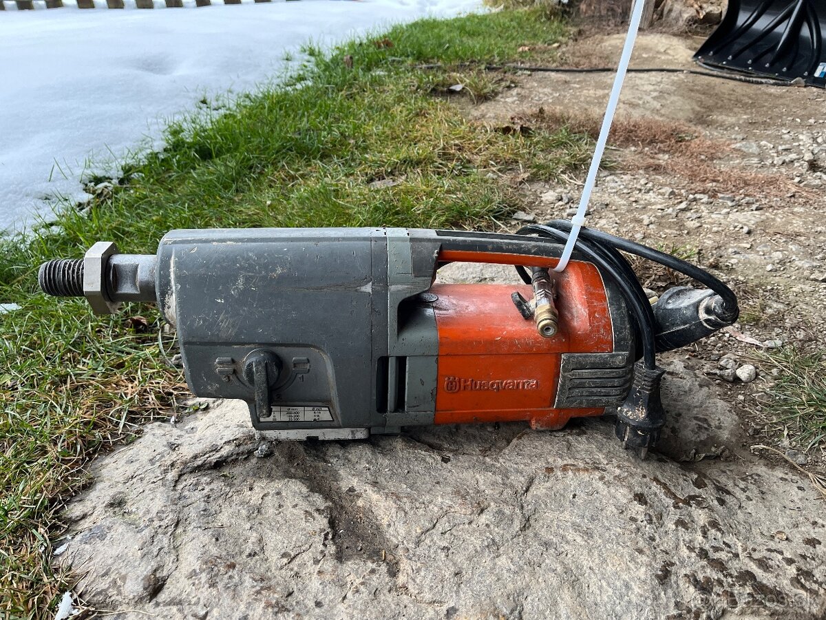 Jádrová vrtačka Husqvarna - kompletní výbava