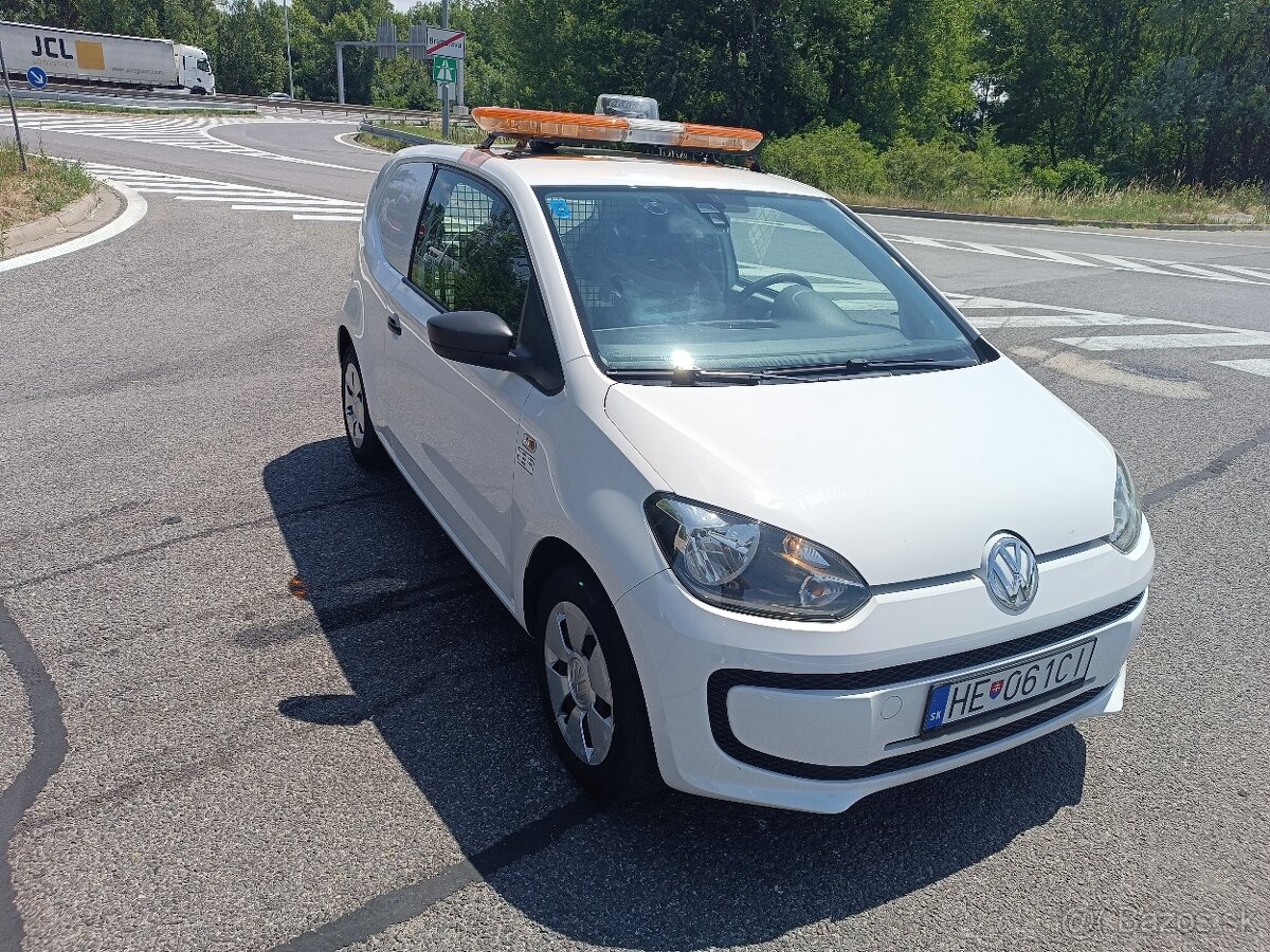 Predám VW Up 1,0 i benzín doprovodný špecial N1
