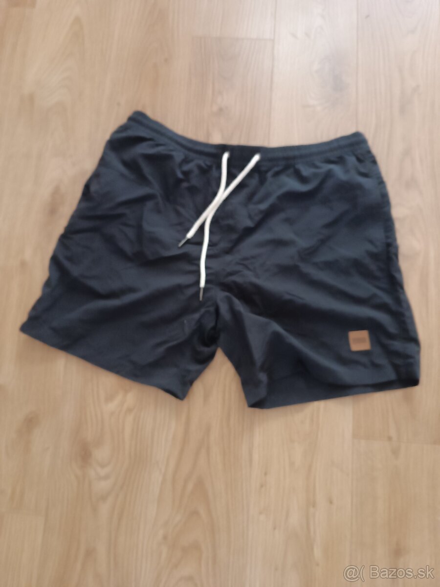 Šortky Urban classics veľkosť XL