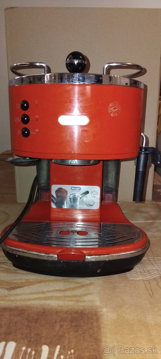 Kávovar DeLonghi