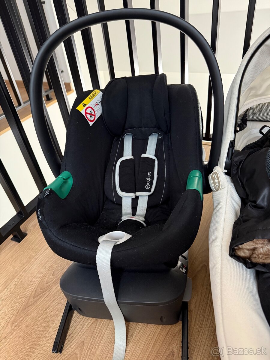 Vajíčko Cybex Aton B2 so základňou
