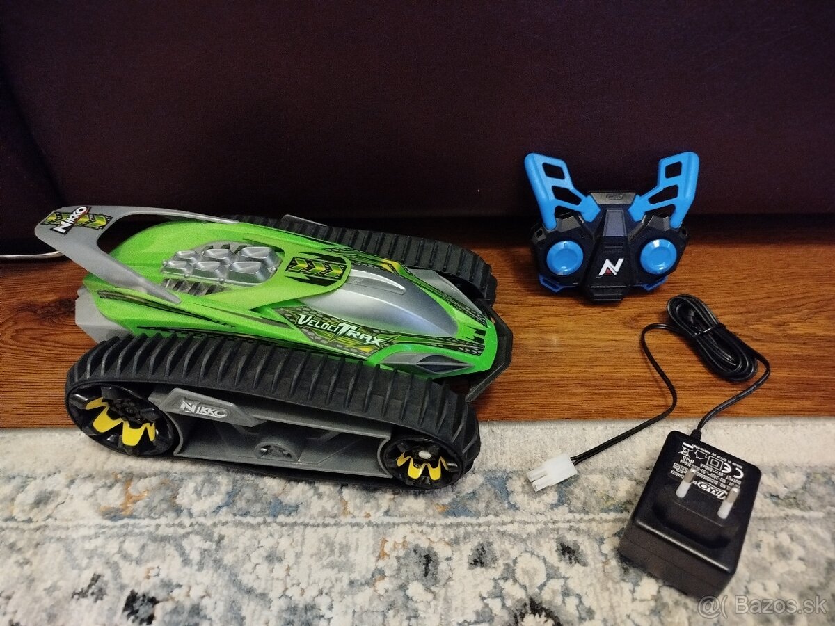 Rýchle auto na ovládanie Nikko Velocitrax