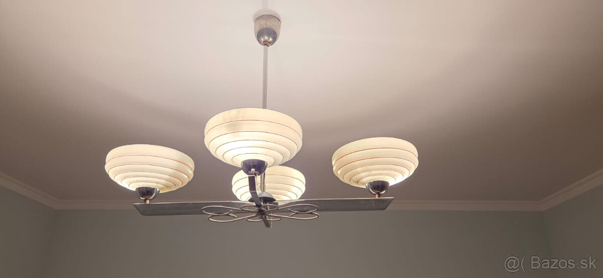 Predám luster a retro lampu na chalupu