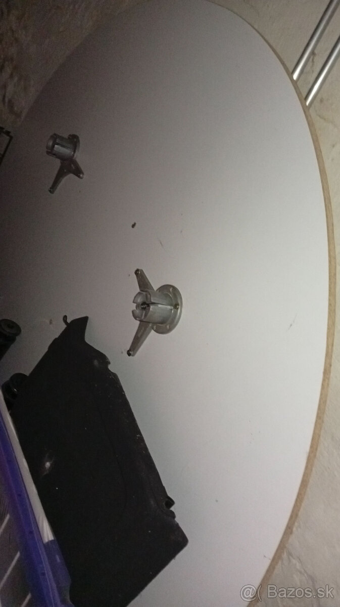 Kruhový stôl 160cm