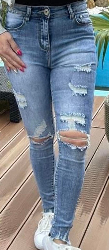 dámske trhane rifle 26