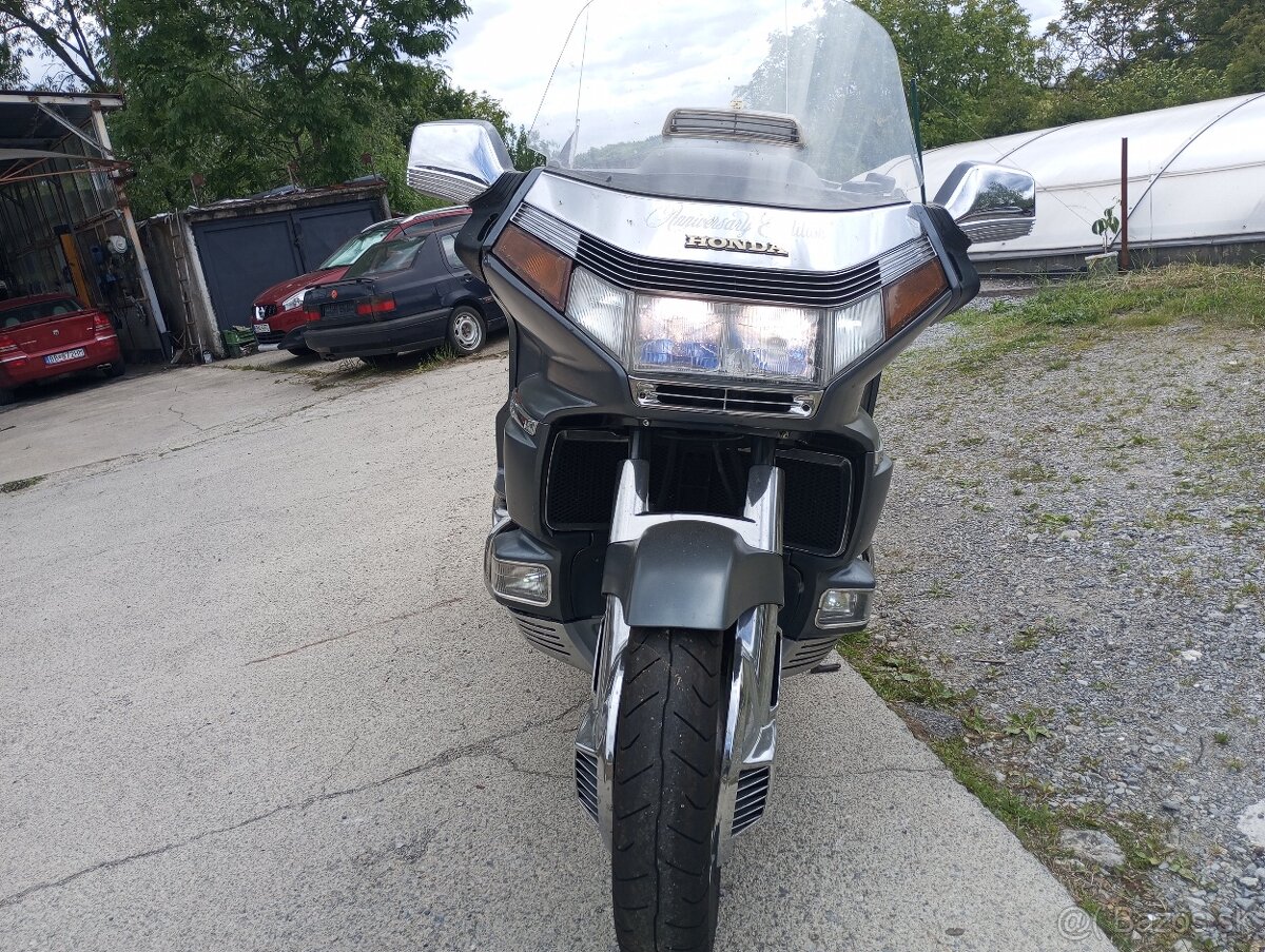Predám Goldwing 1500
