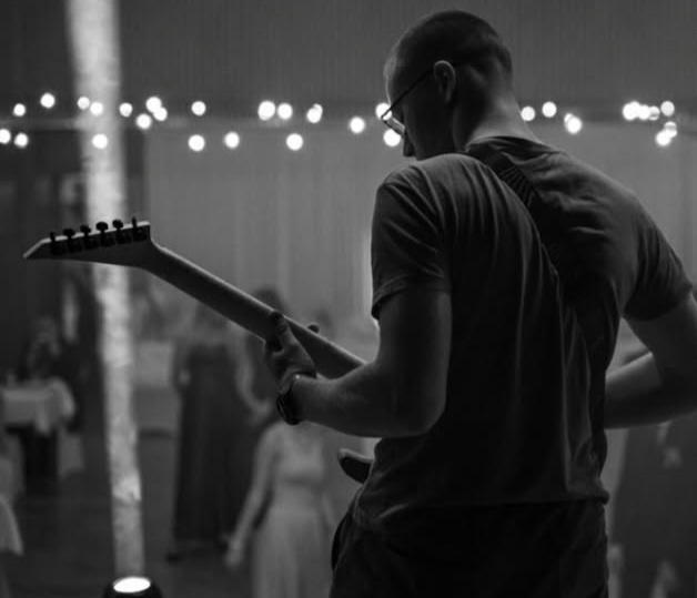 Gitarista hľadá kapelu