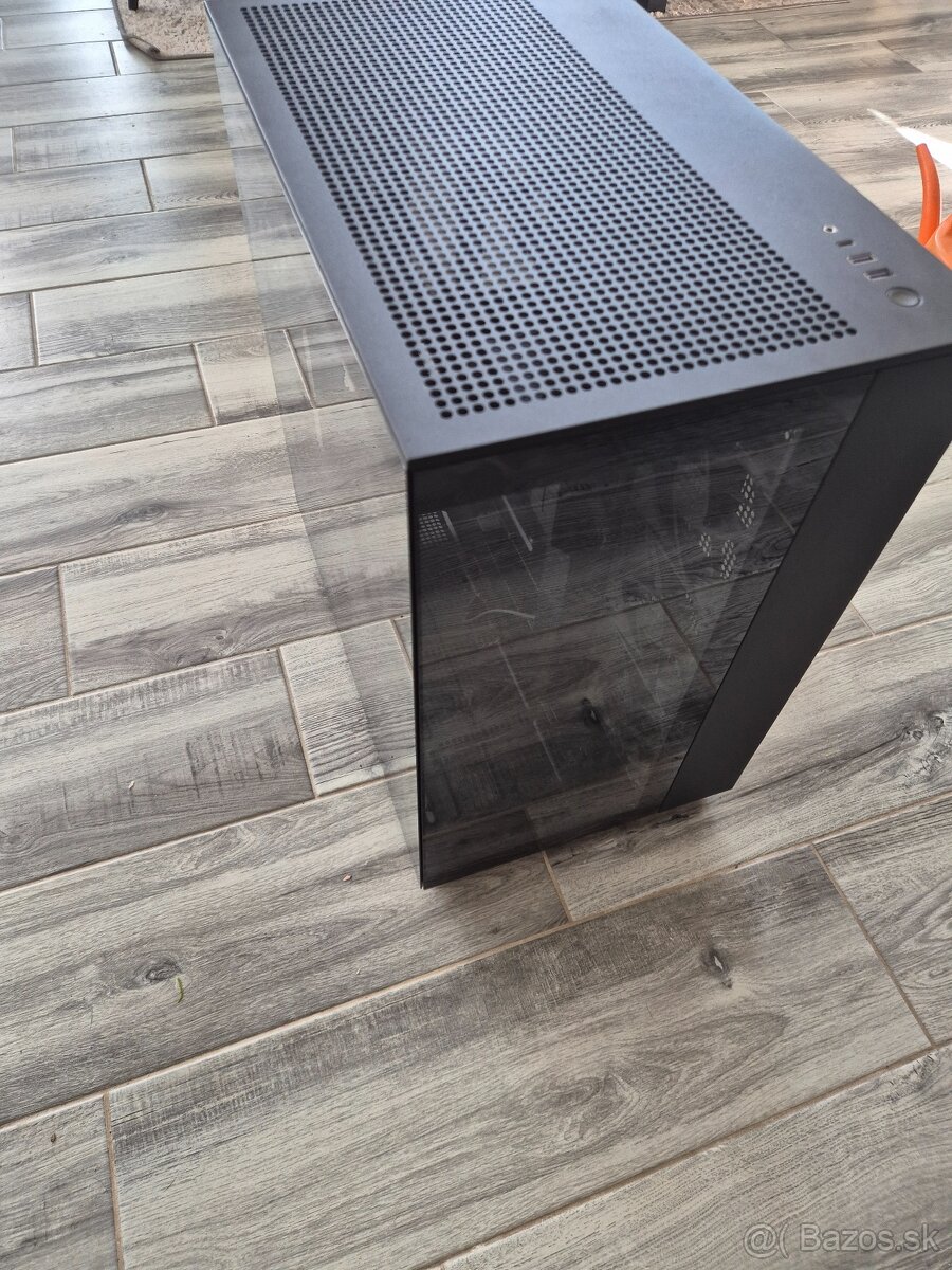 Predám NZXT H9 Flow Black