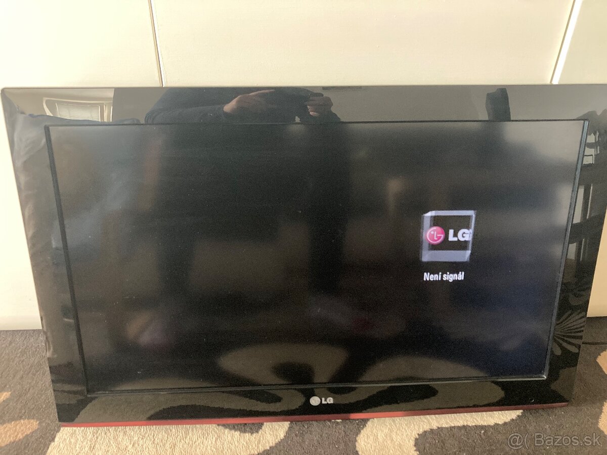 LG full HD LCD tv